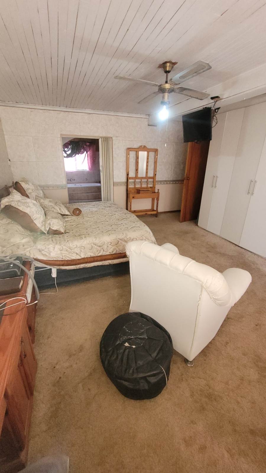 5 Bedroom Property for Sale in Wilkeville North West